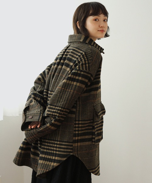 Crisp（クリスプ）の「CPOオーバージャケット（テーラードジャケット・レディース・ベージュ/ブラウン・FREE）」の3枚目の写真