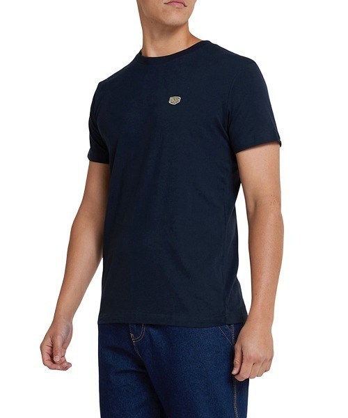 DEUS EX MACHINA(デウスエクスマキナ)の「SHIELD STANDARD TEE スタンダードシルエットTシャツ オーガニックコットン素材(Tシャツ/カットソー・メンズ・ホワイト/ネイビー/ブラック/グレー・M/S/L/XS/XL)」の14枚目の写真