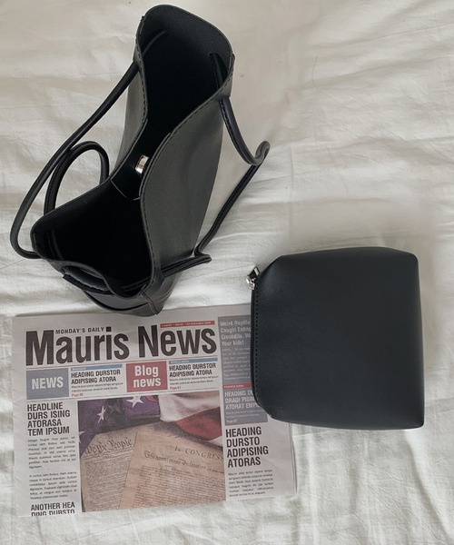 MAISON DE THERESE（メゾン ド テレーズ）の「ショルダーバッグ　ポーチ付き（ショルダーバッグ・レディース・ベージュ/ブラック/ブラウン/アイボリー・FREE）」の3枚目の写真