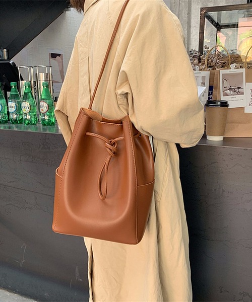 MAISON DE THERESE（メゾン ド テレーズ）の「ショルダーバッグ　ポーチ付き（ショルダーバッグ・レディース・ベージュ/ブラック/ブラウン/アイボリー・FREE）」の9枚目の写真