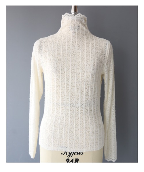 cawaii（カワイイ）の「バラの花浮かぶふわふわ起毛レースカットソートップス（Tシャツ/カットソー・レディース・アイボリー・FREE）」の10枚目の写真