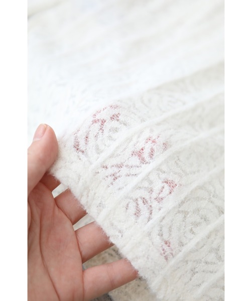 cawaii（カワイイ）の「バラの花浮かぶふわふわ起毛レースカットソートップス（Tシャツ/カットソー・レディース・アイボリー・FREE）」の14枚目の写真