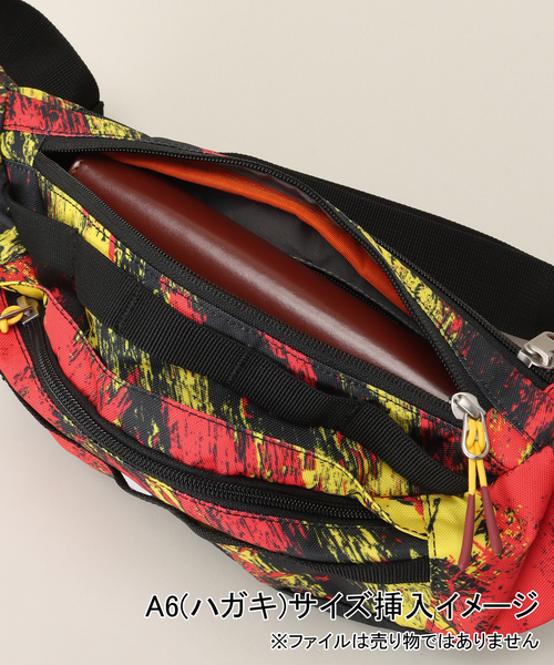 JOURNAL STANDARD relume（ジャーナルスタンダード　レリューム）の「【POLeR / ポーラー】 US MYSTERY TOUR HIP BAG（ショルダーバッグ・メンズ・ブラック/レッド/パープル・FREE）」の7枚目の写真