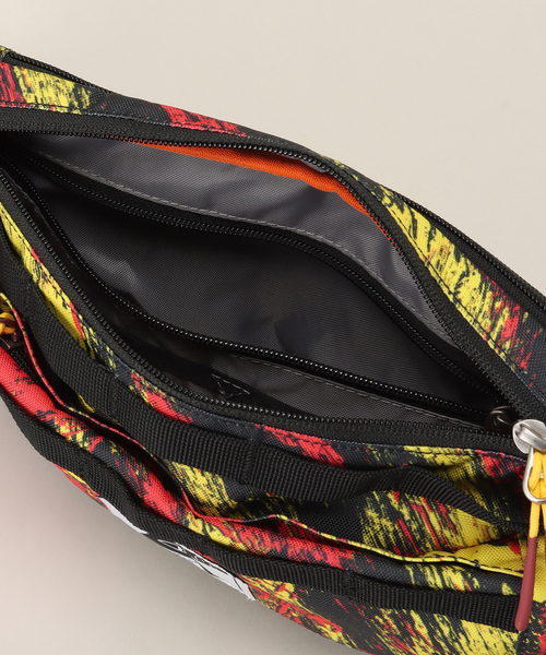 JOURNAL STANDARD relume（ジャーナルスタンダード　レリューム）の「【POLeR / ポーラー】 US MYSTERY TOUR HIP BAG（ショルダーバッグ・メンズ・ブラック/レッド/パープル・FREE）」の8枚目の写真