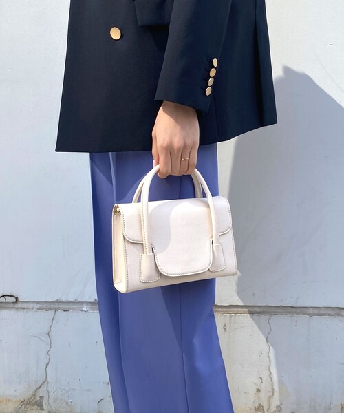 OPAQUE.CLIP（オペークドットクリップ）の「◆フラップミニバッグ【2WAY】（ショルダーバッグ・レディース・ブラック/オフホワイト/ブルー・00）」の6枚目の写真