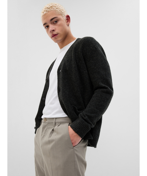 GAP(ギャップ)の「2タック リラックステーパードパンツ(その他パンツ・メンズ・アッシュ/ベージュ/グレー/ブラック・33W/28W/34W/36W/32W/30W/31W/29W)」の6枚目の写真