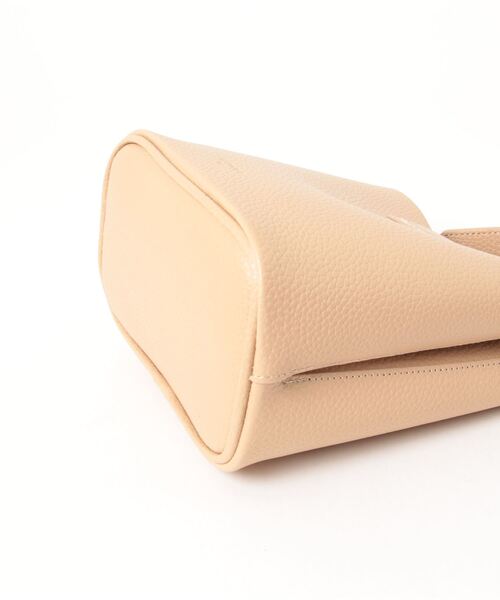 ALTROSE（アルトローズ）の「ショルダーバッグ トートバッグ 2WAY スクエア型 ワンハンドルバッグ トレヴィ（ショルダーバッグ・レディース・ブラウン/ブラック/アイボリー・FREE）」の7枚目の写真