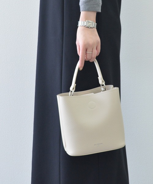 ALTROSE（アルトローズ）の「ショルダーバッグ トートバッグ 2WAY スクエア型 ワンハンドルバッグ トレヴィ（ショルダーバッグ・レディース・ブラウン/ブラック/アイボリー・FREE）」の20枚目の写真