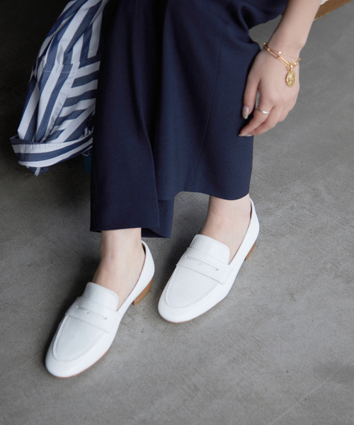 SLOBE IENA（スローブイエナ）の「SLOBE ローファー（ローファー・レディース・ホワイト/スカイブルー・37/38/36）」の5枚目の写真