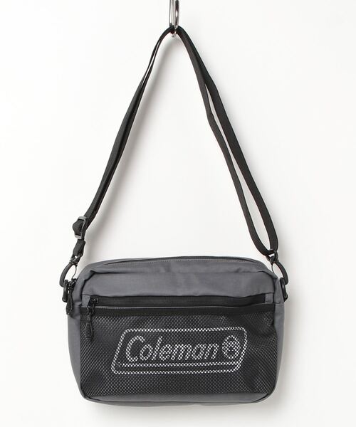 COLEMAN(コールマン)の「【Coleman / コールマン】シールド ショルダーポーチ(ショルダーバッグ・メンズ・グレー系その他/ブラック系その他・FREE)」の6枚目の写真