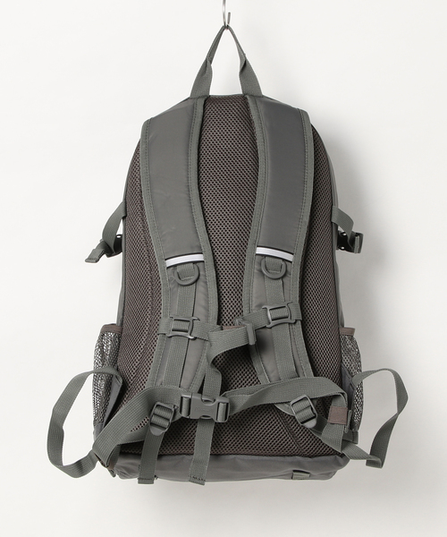 [コールマン] ウォーカー25 (シャイングレー) ｳｫｰｶｰ25 (ｼｬｲﾝｸﾞﾚｰ)（バックパック⁄リュック）｜Coleman（コールマン