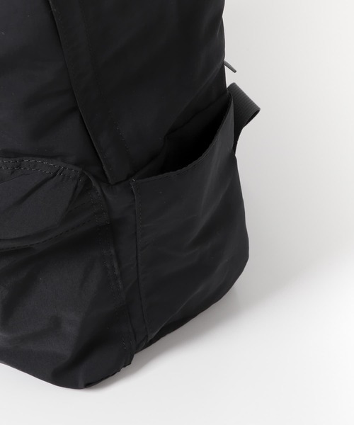 URBAN RESEARCH DOORS(アーバンリサーチドアーズ)の「ウォッシャブルバックパック(バックパック/リュック・レディース・アイボリー/ブラック・-)」の15枚目の写真