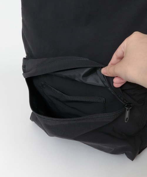 URBAN RESEARCH DOORS(アーバンリサーチドアーズ)の「ウォッシャブルバックパック(バックパック/リュック・レディース・アイボリー/ブラック・-)」の14枚目の写真