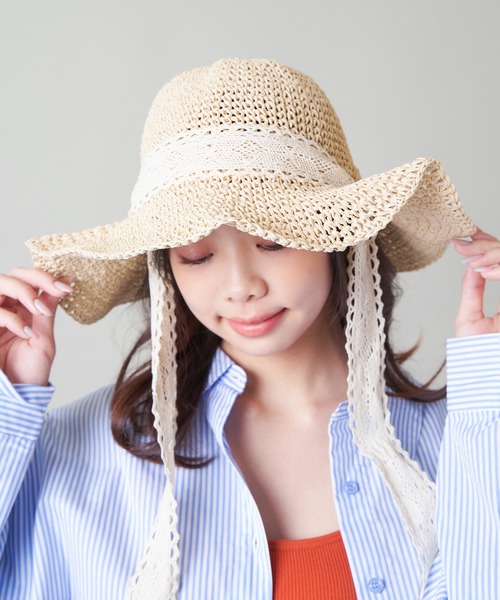 SPINNS（スピンズ）の「レースリボン付 つば広ペーパーハット（ハット・レディース・ベージュ/ライトベージュ・ONESIZE）」の9枚目の写真