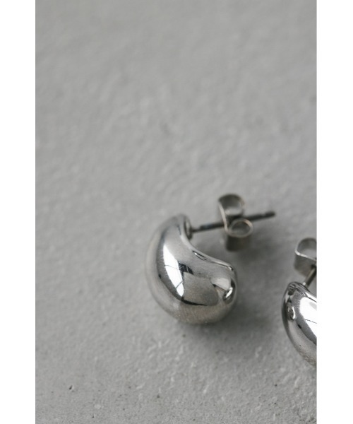 STYLEMIXER(スタイルミキサー)の「ビーンズピアス(ピアス(両耳用)・レディース・ゴールド/シルバー・FREE)」の13枚目の写真