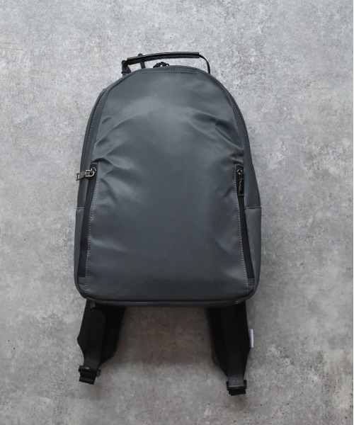 SAC'S BARJean（サックスバージーン）の「【aide/アイド】 Round Backpack-R（バックパック/リュック・レディース・ブラウン/ブラック/グレー・FREE）」の3枚目の写真