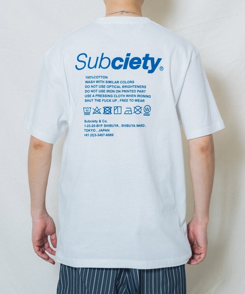 Subciety（サブサエティ）の「LABEL TEE（Tシャツ/カットソー・メンズ・ホワイト×グリーン/グレー系その他/ブラック/ホワイト×ブラック/ホワイト×ブルー/ブラック×ブルー/ホワイト系その他2/アッシュ/ブラック×ブラック/パープル/ブラック×レッド/グリーン/ブルー/ホワイト×ホワイト/レッド/ホワイト×ピンク/ミント/イエロー/ホワイト×シルバー/オリーブ/ブラック×ゴールド/ホワイト系その他3/ホワイト×パープル/ブラック×ホワイト/ホワイト系その他4・LARGE/SMALL/X-LARGE/MEDIUM/XX-LARGE）」の3枚目の写真