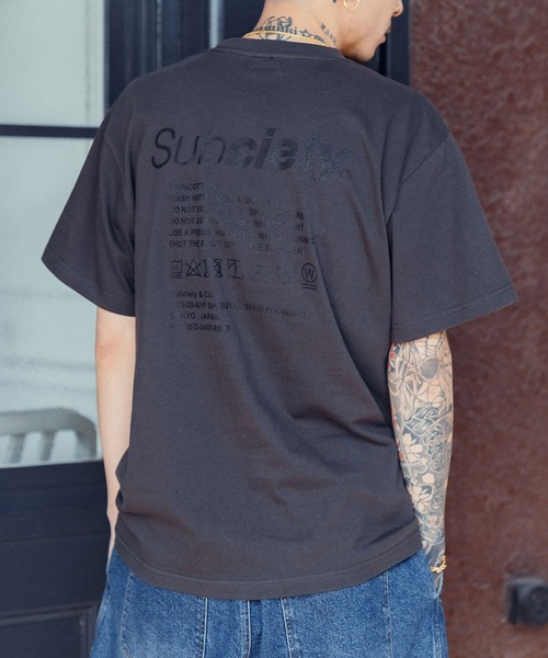 Subciety（サブサエティ）の「LABEL TEE（Tシャツ/カットソー・メンズ・ホワイト×グリーン/グレー系その他/ブラック/ホワイト×ブラック/ホワイト×ブルー/ブラック×ブルー/ホワイト系その他2/アッシュ/ブラック×ブラック/パープル/ブラック×レッド/グリーン/ブルー/ホワイト×ホワイト/レッド/ホワイト×ピンク/ミント/イエロー/ホワイト×シルバー/オリーブ/ブラック×ゴールド/ホワイト系その他3/ホワイト×パープル/ブラック×ホワイト/ホワイト系その他4・LARGE/SMALL/X-LARGE/MEDIUM/XX-LARGE）」の14枚目の写真