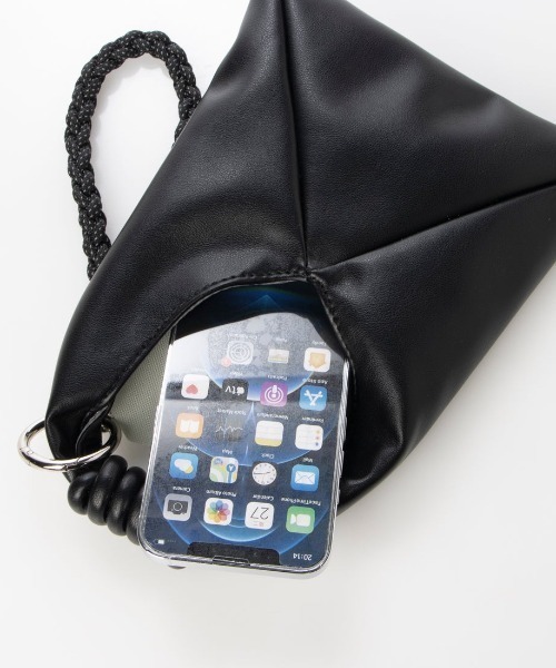 cache cache（カシュ カシュ）の「カシュカシュ cachecache / ソフト合皮ミニバッグ付きスマホストラップセット（ショルダーバッグ・レディース・ライトグレー/ブラック/イエロー/オレンジ/グリーン・FREE）」の12枚目の写真