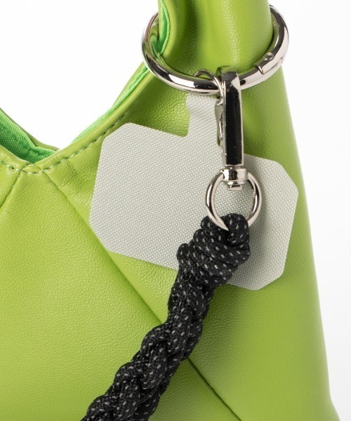 cache cache（カシュ カシュ）の「カシュカシュ cachecache / ソフト合皮ミニバッグ付きスマホストラップセット（ショルダーバッグ・レディース・ライトグレー/ブラック/イエロー/オレンジ/グリーン・FREE）」の17枚目の写真