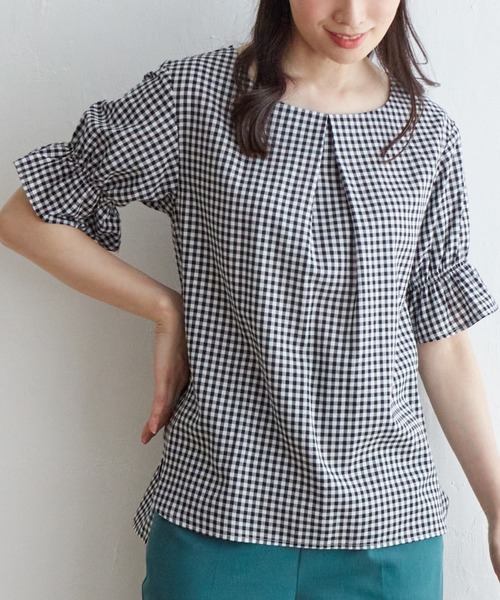 ikka(イッカ)の「【接触冷感】ひやっとシャーリングスリーブブラウス(シャツ/ブラウス・レディース・ネイビー/ブルー/ブラック・S/M/L)」の1枚目の写真
