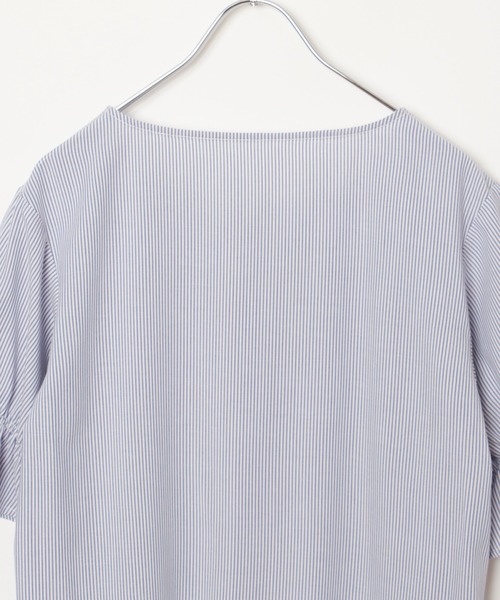 ikka(イッカ)の「【接触冷感】ひやっとシャーリングスリーブブラウス(シャツ/ブラウス・レディース・ネイビー/ブルー/ブラック・S/M/L)」の5枚目の写真