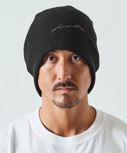 ACANTHUS(アカンサス)の「mko11267- Script Logo Back Pool Knit Cap ニットキャップ(ニットキャップ/ビーニー・メンズ・ブラック/グレー・FREE)」の1枚目の写真