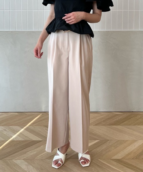 EIMY ISTOIRE（エイミーイストワール）の「ビッグバックルベルトワイドパンツ（その他パンツ・レディース・アイボリー/ブラック/イエロー/ピンクベージュ・S/M）」の4枚目の写真