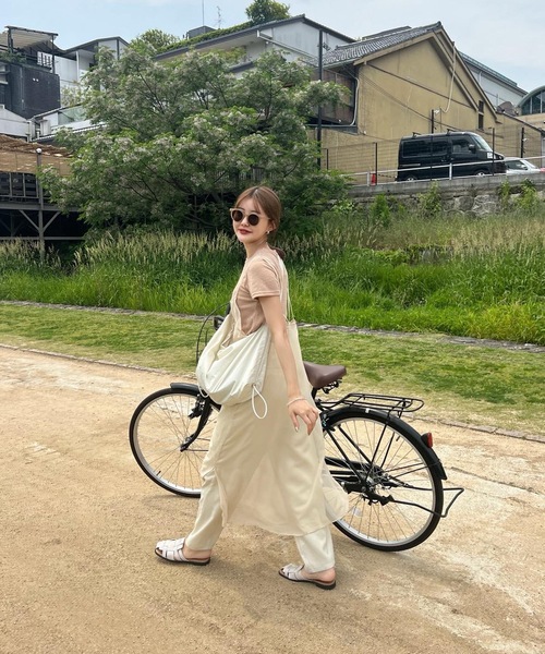 Amiur（エミレ）の「useful stretch fit tops（Tシャツ/カットソー・レディース・ブラウン系その他/ベージュ/ブラック・FREE）」の16枚目の写真