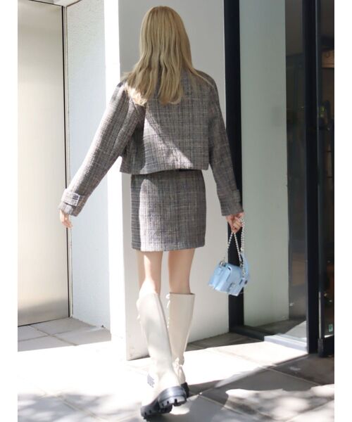 EVRIS（エヴリス）の「ツイードミニスカート【セットアップ着用可能】（スカート・レディース・ブラック/ブルー/カーキ・SMALL/MEDIUM）」の17枚目の写真