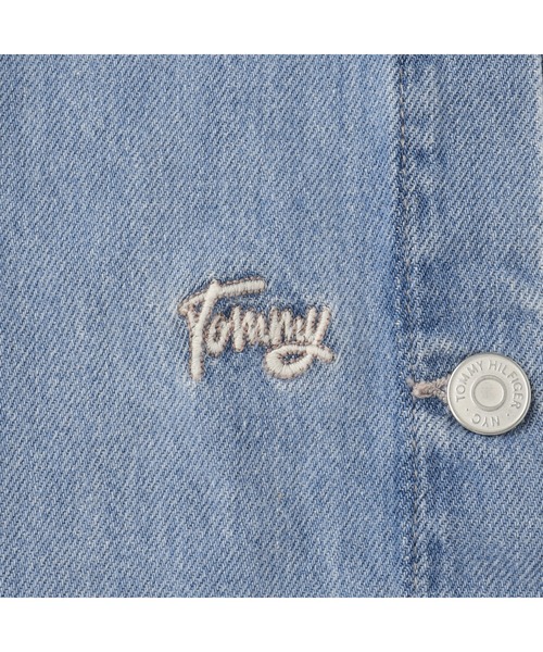 TOMMY HILFIGER(トミーヒルフィガー)の「GIRLS クリッターオーバーシャツ(デニムジャケット・キッズ・ブルー・100cm/110cm/120cm/90cm)」の7枚目の写真