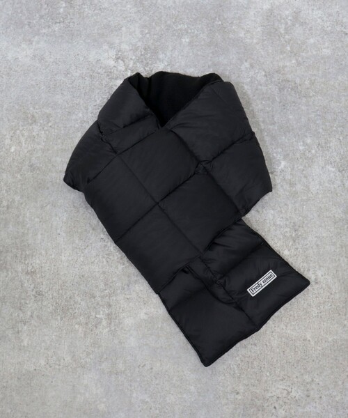 TAION（タイオン）の「【TAION/タイオン】【FREDY別注】ベーシックダウンマフラー（マフラー・レディース・ブラック/ベージュ/ネイビー/グレー/サックスブルー/アイボリー・FREE）」の3枚目の写真