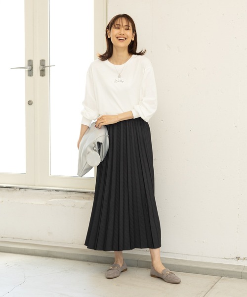 GLOBAL WORK（グローバルワーク）の「ヘビロッTEEプリント長袖/ 906272（Tシャツ/カットソー・レディース・ホワイト系その他3/ホワイト系その他4/ホワイト系その他5/ホワイト系その他7/グレー系その他/ベージュ系その他・MEDIUM/LARGE）」の18枚目の写真