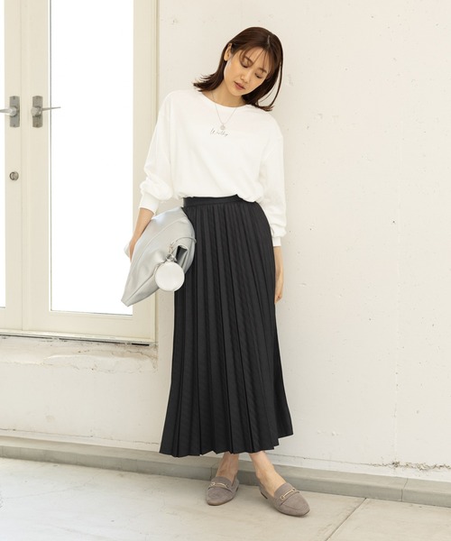 GLOBAL WORK（グローバルワーク）の「ヘビロッTEEプリント長袖/ 906272（Tシャツ/カットソー・レディース・ホワイト系その他3/ホワイト系その他4/ホワイト系その他5/ホワイト系その他7/グレー系その他/ベージュ系その他・MEDIUM/LARGE）」の17枚目の写真