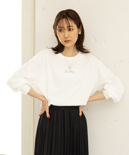 GLOBAL WORK（グローバルワーク）の「ヘビロッTEEプリント長袖/ 906272（Tシャツ/カットソー・レディース・ホワイト系その他3/ホワイト系その他4/ホワイト系その他5/ホワイト系その他7/グレー系その他/ベージュ系その他・MEDIUM/LARGE）」の19枚目の写真