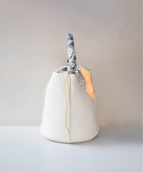 PICCIN（ピッチン）の「スカーフ付きワンハンドルバケツバッグ（ハンドバッグ・レディース・オフホワイト/ブラック・FREE）」の10枚目の写真
