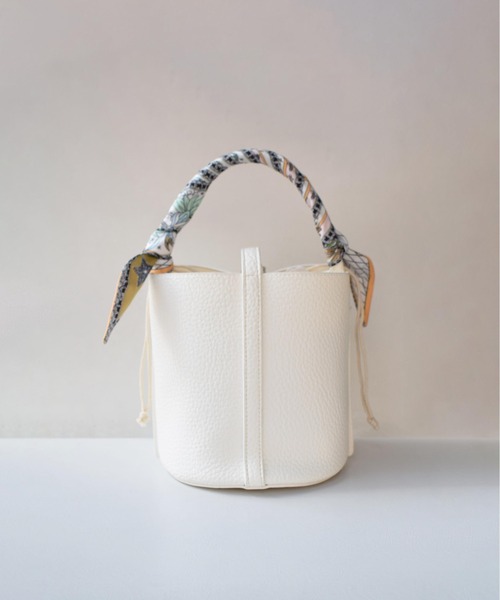 PICCIN（ピッチン）の「スカーフ付きワンハンドルバケツバッグ（ハンドバッグ・レディース・オフホワイト/ブラック・FREE）」の11枚目の写真