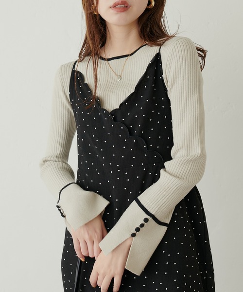 natural couture（ナチュラルクチュール）の「WEB限定 / 袖口釦配色ニット（ニット/セーター・レディース・ブルー/ブラック/グレイッシュベージュ/モカ/オフホワイト・FREE）」の4枚目の写真