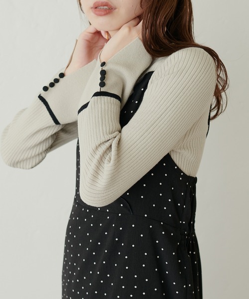 natural couture（ナチュラルクチュール）の「WEB限定 / 袖口釦配色ニット（ニット/セーター・レディース・ブルー/ブラック/グレイッシュベージュ/モカ/オフホワイト・FREE）」の20枚目の写真