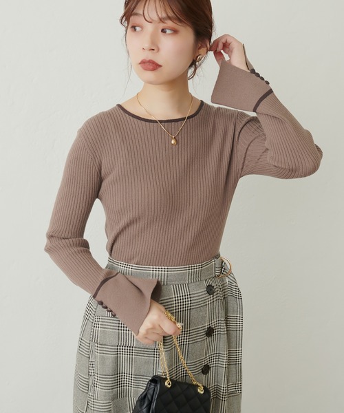 natural couture（ナチュラルクチュール）の「WEB限定 / 袖口釦配色ニット（ニット/セーター・レディース・ブルー/ブラック/グレイッシュベージュ/モカ/オフホワイト・FREE）」の16枚目の写真