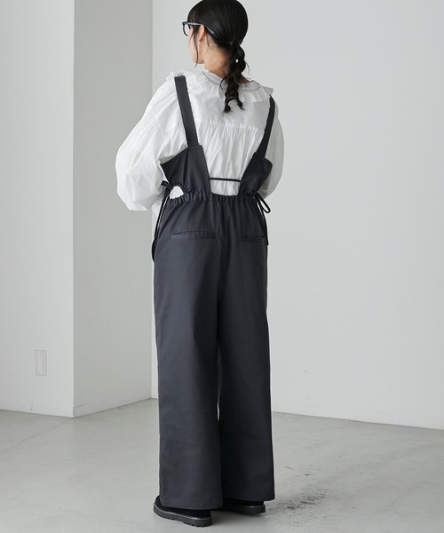 forksy.（フォルクシー）の「【forksy.】ウエストカットアウトシャーリングサロペット（サロペット/オーバーオール・レディース・グレイッシュベージュ/チャコール・FREE）」の6枚目の写真