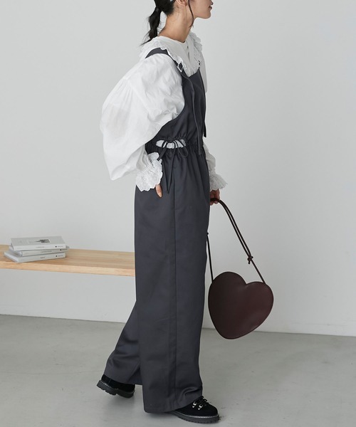 forksy.（フォルクシー）の「【forksy.】ウエストカットアウトシャーリングサロペット（サロペット/オーバーオール・レディース・グレイッシュベージュ/チャコール・FREE）」の15枚目の写真