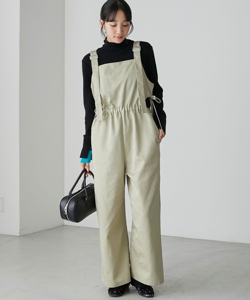 forksy.（フォルクシー）の「【forksy.】ウエストカットアウトシャーリングサロペット（サロペット/オーバーオール・レディース・グレイッシュベージュ/チャコール・FREE）」の16枚目の写真