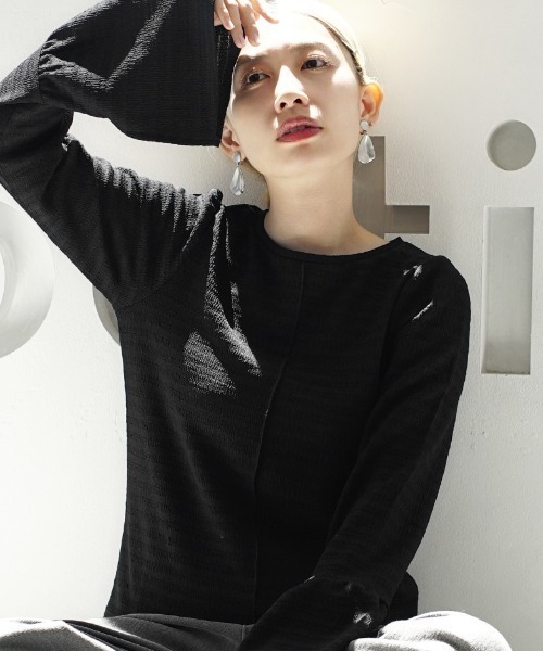 e-zakkamania stores(イーザッカマニアストアーズ)の「ベルスリーブ プルオーバー(Tシャツ/カットソー・レディース・キナリ/ブラック・フリー)」の8枚目の写真