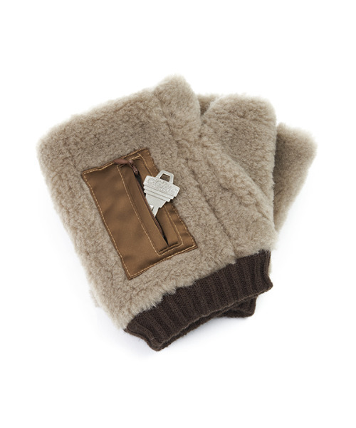 SUBLIME（サブライム）の「【SUBLIME/サブライム】GO OUT BOA GLOVE 指だしボアグローブ 手袋SB233-0615（手袋・メンズ・オフホワイト/ブラック/モカ・FREE）」の3枚目の写真