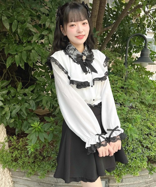 ROJITA（ロジータ）の「フレアボリュームケープライクブラウス（シャツ/ブラウス・レディース・パープル/ブラック/ホワイト・FREE）」の5枚目の写真