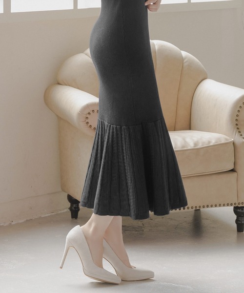 Julia Boutique（ジュリアブティック）の「ウエストマークリブニットマーメイドワンピース/23565（ワンピース・レディース・ブラック/アイボリー/オールドローズ系・ONE）」の9枚目の写真