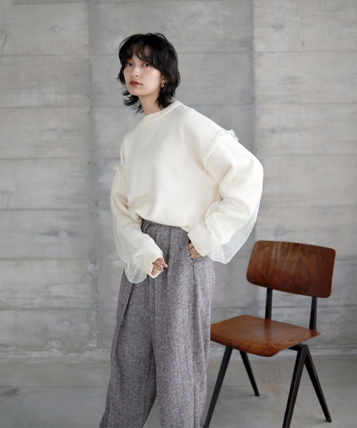 LIAN（リアン）の「袖チュールニットプルオーバー（ニット/セーター・レディース・アイボリー/ブラック/グレー・FREE）」の6枚目の写真