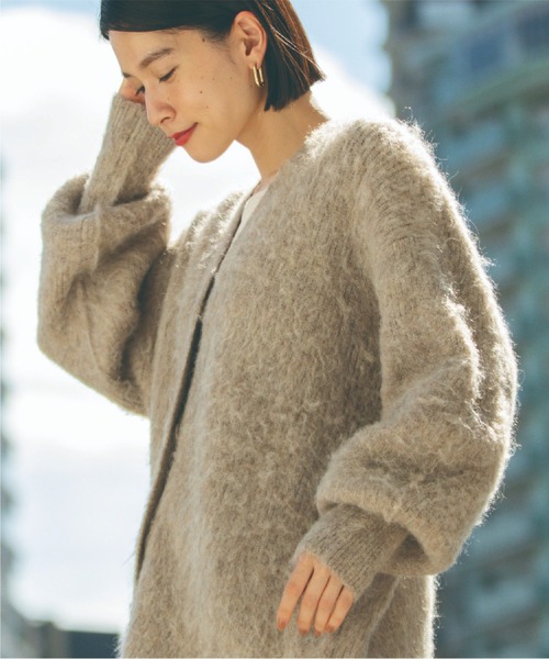 OPAQUE.CLIP（オペークドットクリップ）の「◆シャギーVネックニットカーディガン【洗える】（カーディガン/ボレロ・レディース・グレー/サックスブルー/ホワイト/モカ/ダークブラウン・99）」の4枚目の写真