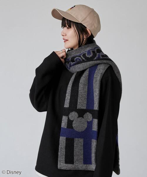 Disney（ディズニー）の「coen限定／ディズニーデザイン　ジャガードニットマフラー（グレー）（マフラー・メンズ・グレー・FREE）」の2枚目の写真
